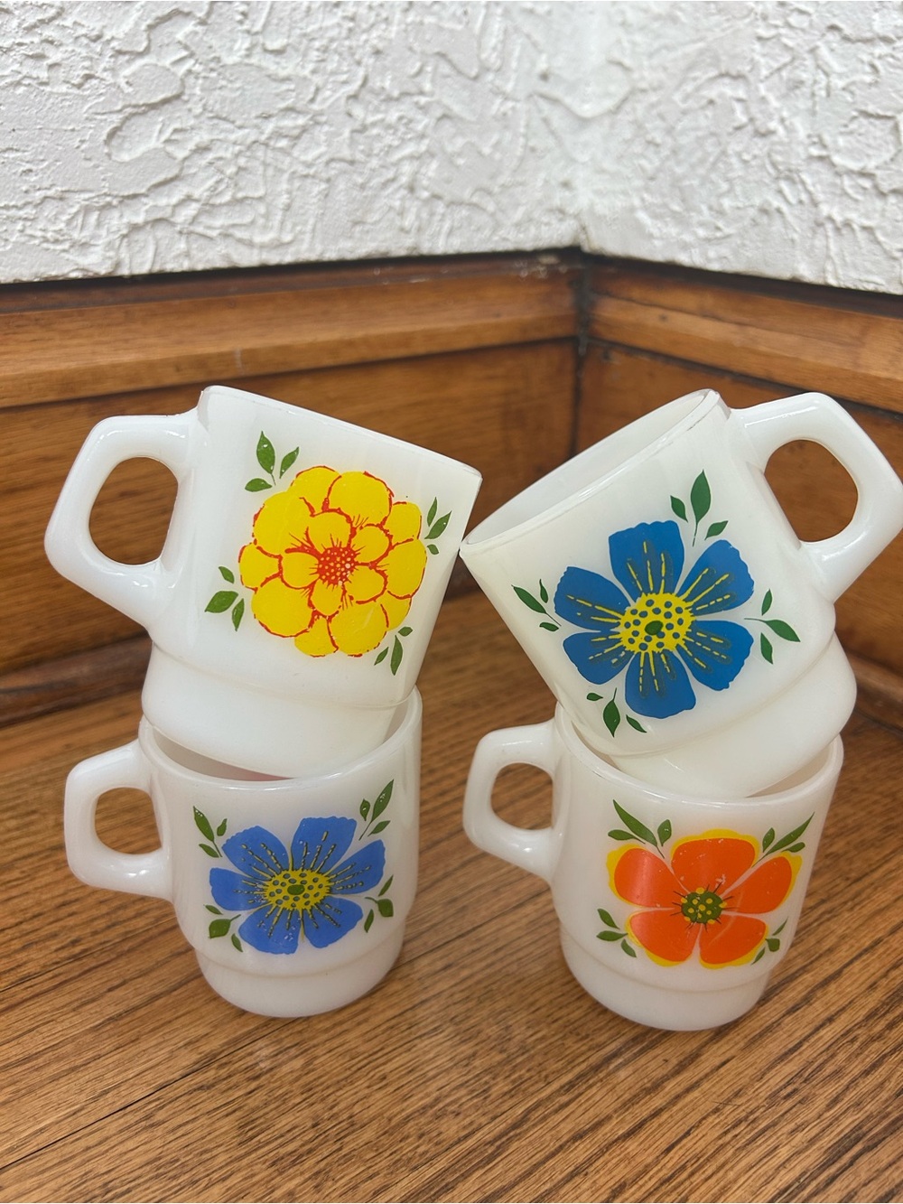 VTG Anchor Hocking Fire King Floral Milk Glass Stackable Mugs